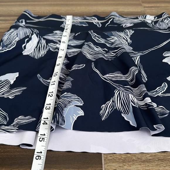 Athleta Navy Blue Floral Sonic Tennis Skort, S - Picture 4 of 14